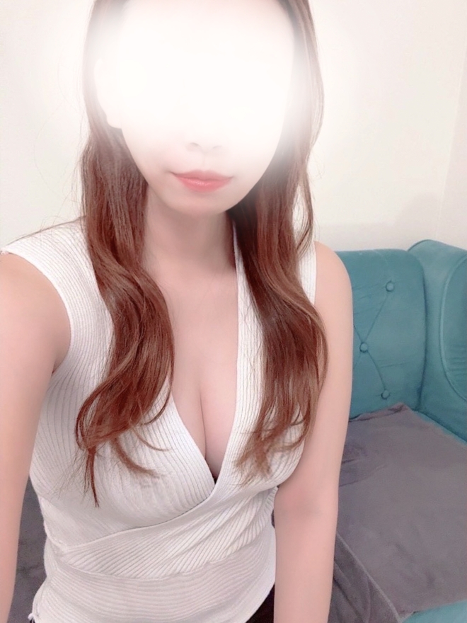 @₩
